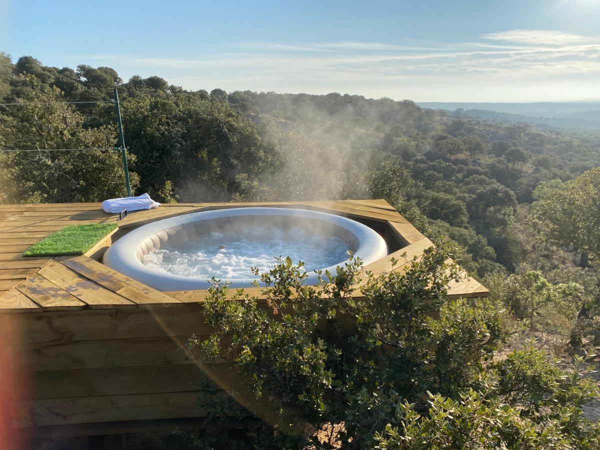 Eco-Lodge En La Reserva Privada Campanarios De Azaba - Proyecto De Conservacion Espeja エクステリア 写真