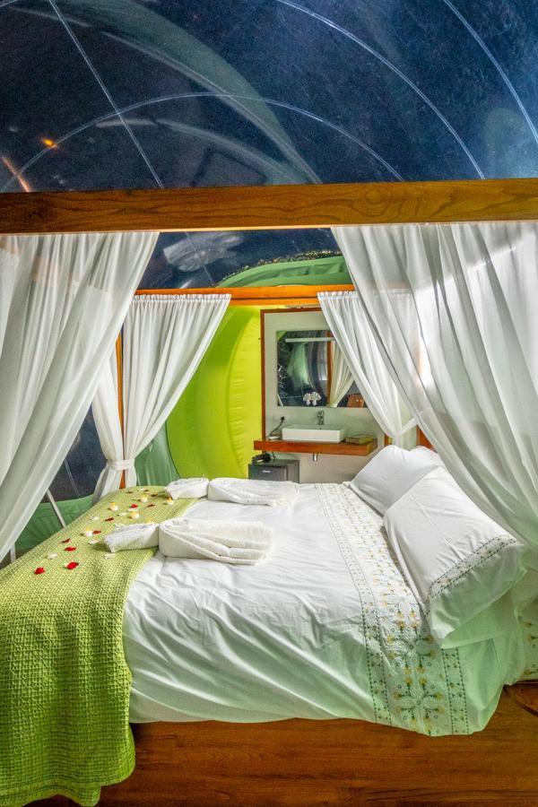 Eco-Lodge En La Reserva Privada Campanarios De Azaba - Proyecto De Conservacion Espeja エクステリア 写真