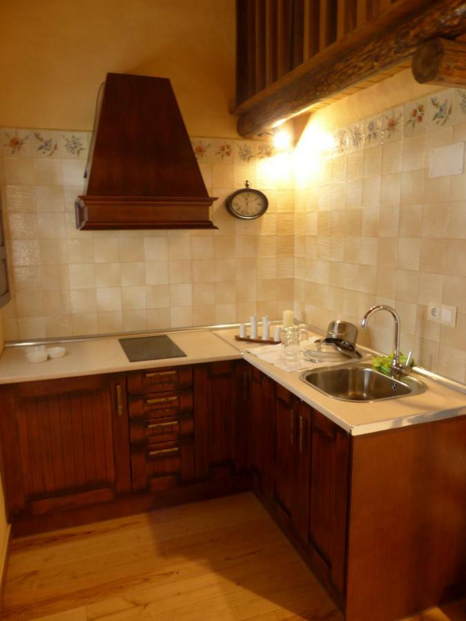 Eco-Lodge En La Reserva Privada Campanarios De Azaba - Proyecto De Conservacion Espeja エクステリア 写真